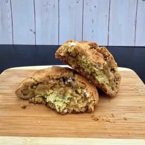 NY style pistachio stuffed cookie – galleta rellena de pistacho, Jaimes Artisan Bakery